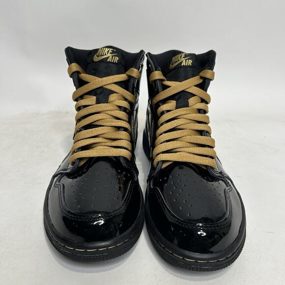 Nike Air Jordan 1 Retro High OG “Black Metallic Gold” main image 6